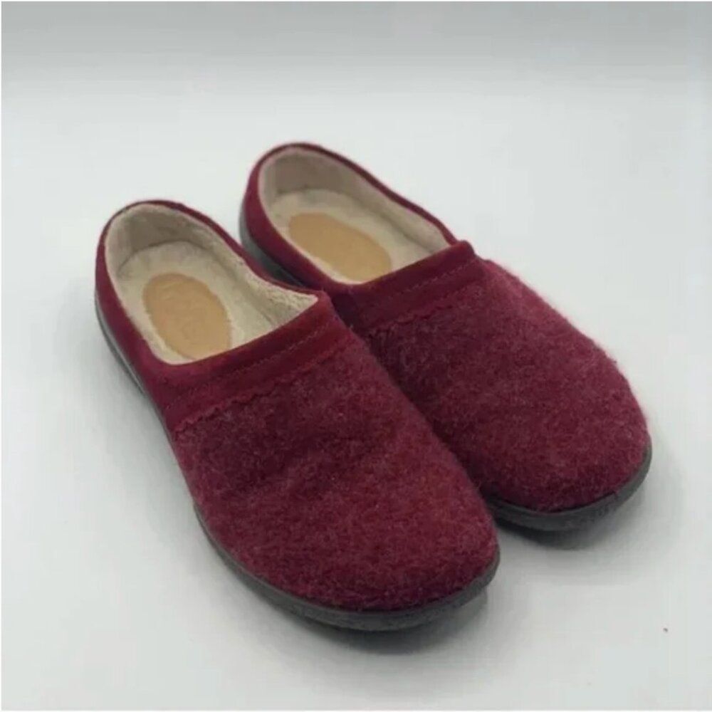 Hotter Devotion Textured Slippers in Ruby Size 5